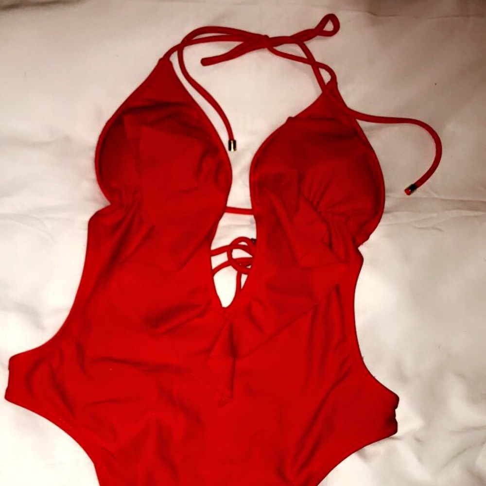 One piece bathing suit